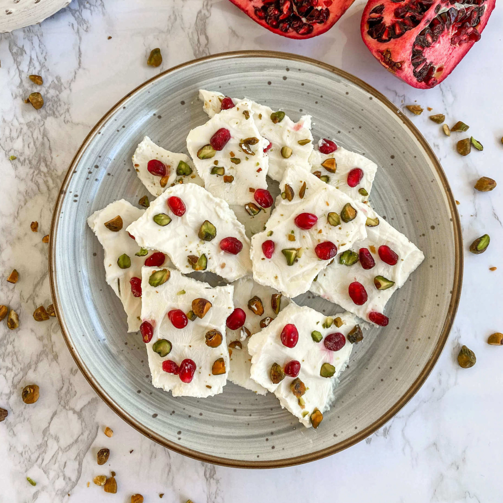 christmas yogurt bark with pomegranate seeds and pistachios